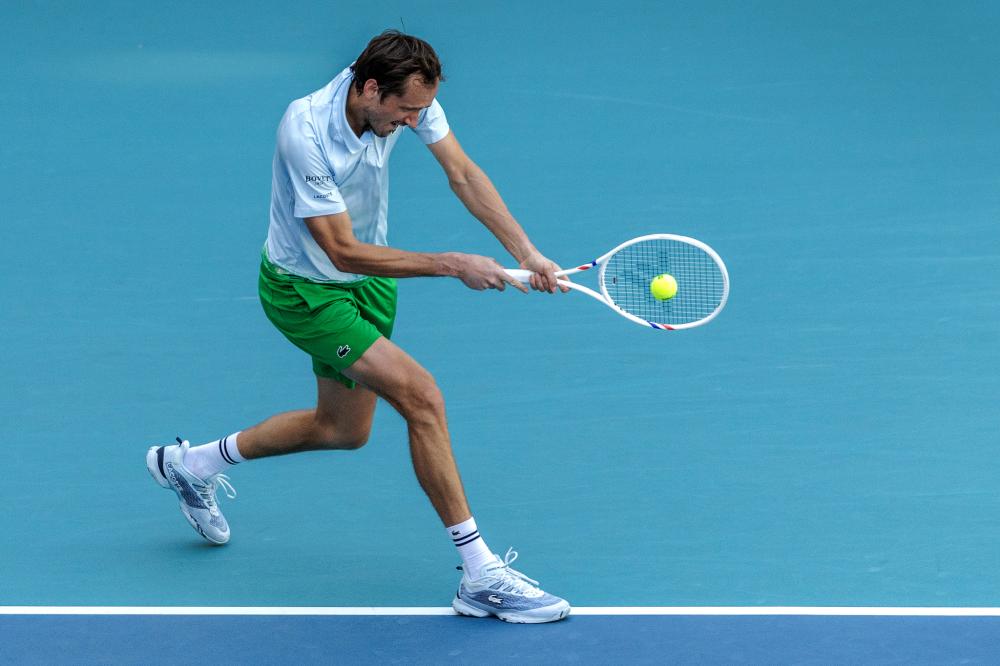 伴随着比赛 伴随着比赛